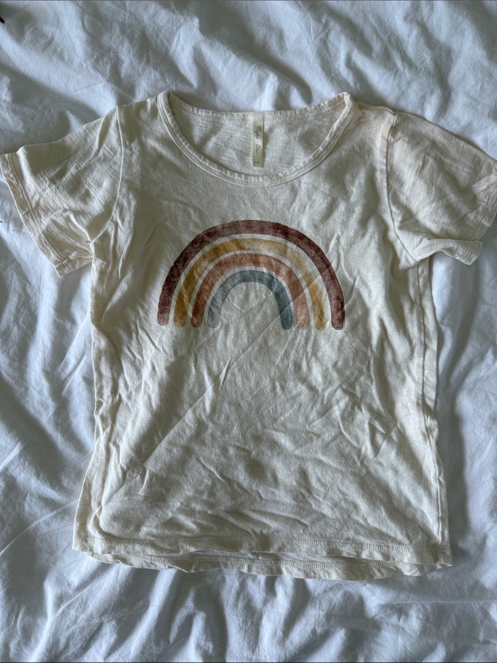 Cream Rainbow Graphic Short Sleeve Tee for Kids size 6/7 unisex